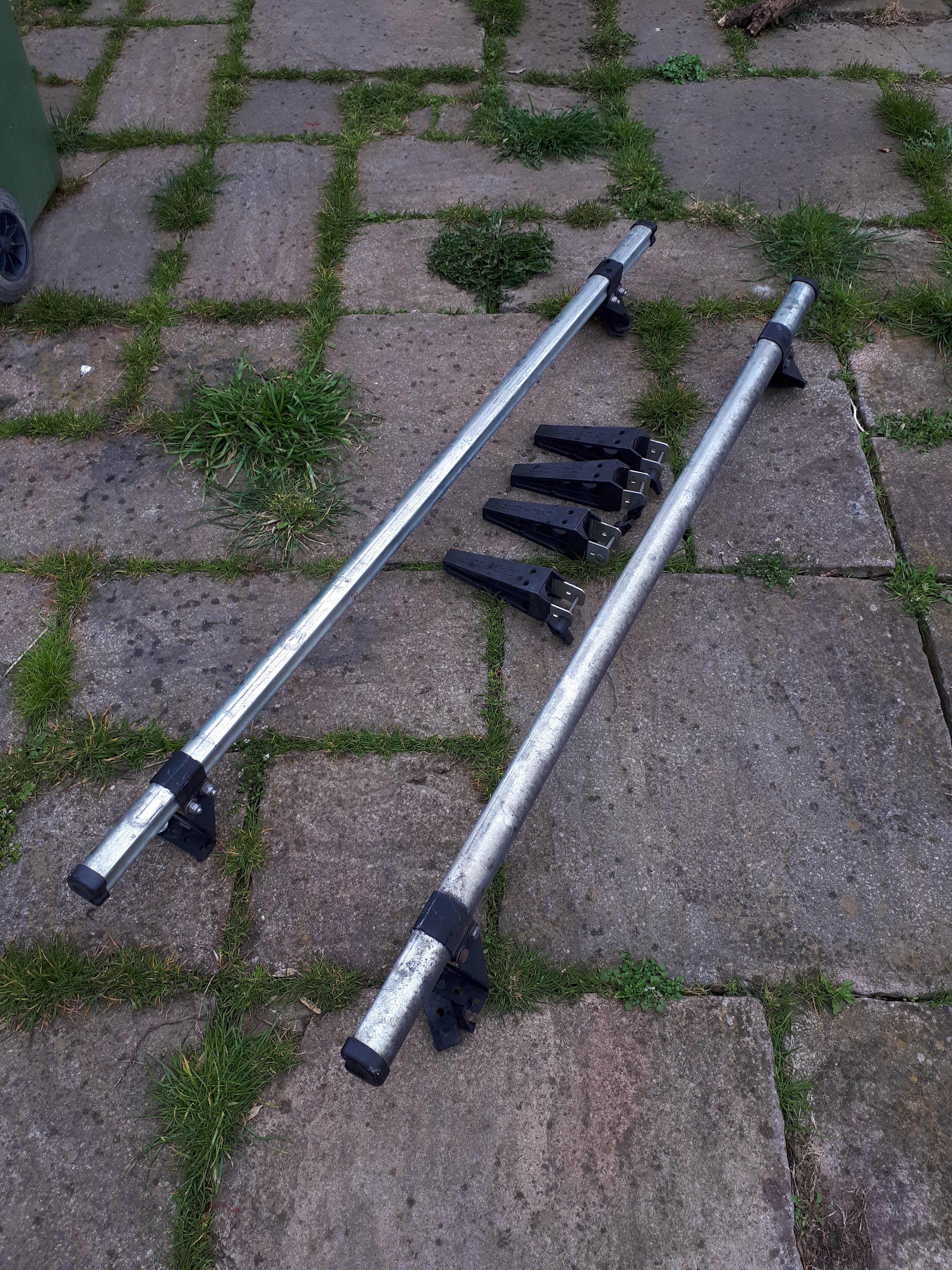 Rhino van roof bars