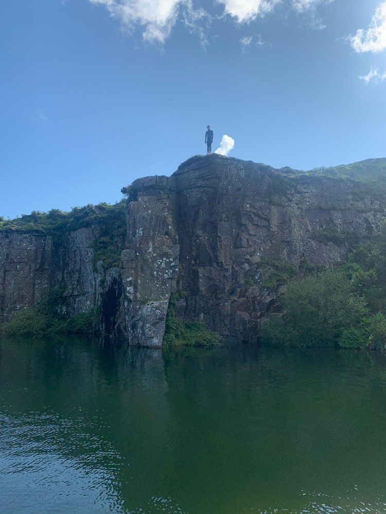 Goldiggins Quarry Cliff Jumping 