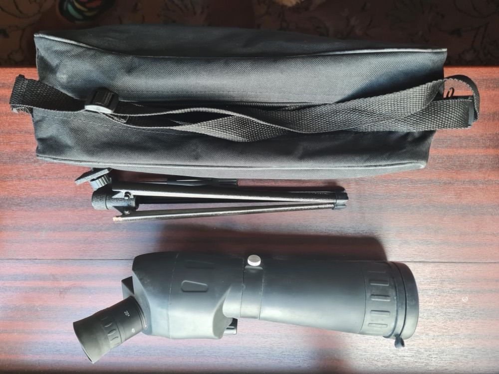 Spotting scope 20-60x60